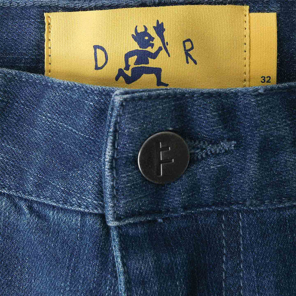 FORMER | REYNOLDS DISTEND WALKSHORT. BLUE STONE AVAILABLE ONLINE AND IN STORE AT MOMENTUM SKATESHOP IN COTTESLOE, WESTERN AUSTRALIA.