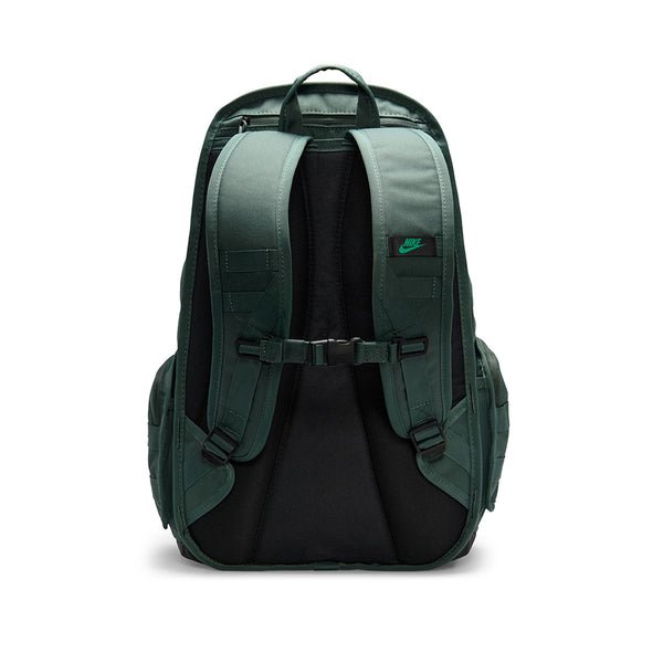 NIKE | SPORTSWEAR RPM 26 LITRE BACKPACK. VINTAGE GREEN/BLACK/STADIUM GREEN AVAILABLE ONLINE AND IN STORE AT MOMENTUM SKATESHOP IN COTTESLOE, WESTERN AUSTRALIA. SHOP ONLINE NOW: www.momentumskate.com.au