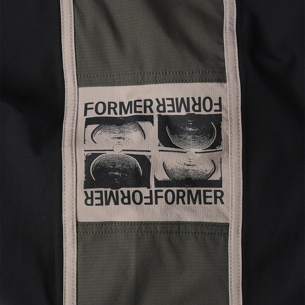 FORMER | MANNERS 20" TRUNK. ARMY MUSHROOM AVAILABLE ONLINE AND IN STORE AT MOMENTUM SKATESHOP IN COTTESLOE, WESTERN AUSTRALIA. SHOP ONLINE NOW: www.momentumskate.com.au