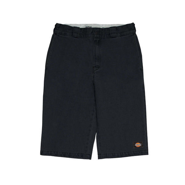 DICKIES | 42283 LOOSE FIT 13" MULTI POCKET SHORT. BLACK AVAILABLE ONLINE AND IN STORE AT MOMENTUM SKATESHOP IN COTTESLOE, WESTERN AUSTRALIA.