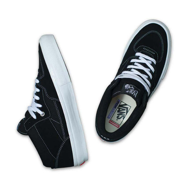 VANS | SKATE HALF CAB SUEDE/CANVAS MENS SHOES. BLACK/WHITE AVAILABLE ONLINE AND IN STORE AT MOMENTUM SKATESHOP IN COTTESLOE, WESTERN AUSTRALIA.